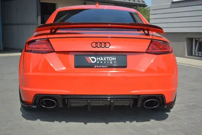 Maxton Design Bodykit-Set für Audi TT RS 8S – Schwarz glänzend