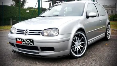 Maxton Design Bodykit-Set für VW Golf 4 (Für 25Th Frontansatz) – Schwarz glänzend