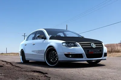 Maxton Design Frontsplitter für VW Passat B6 – Schwarz glänzend