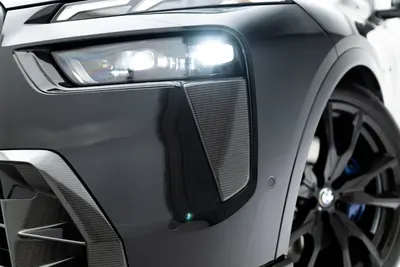 Maxton Design Frontstoßstange für BMW X7 M-Paket G07 Facelift – Sichtcarbon (Prepreg)
