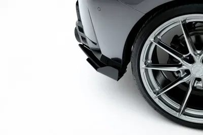 Maxton Design Heck-Seitenflaps V.2 für BMW M135i F70 – Schwarz matt