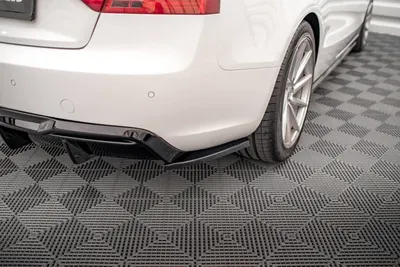 Maxton Design Heck-Seitensplitter für Audi A5 Coupé 8T Facelift – Schwarz glänzend