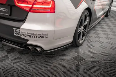 Maxton Design Heck-Seitensplitter für Audi S8 D4 – Schwarz glänzend