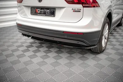 Maxton Design Heck-Seitensplitter V.1 für VW Tiguan Mk2 – Schwarz glänzend
