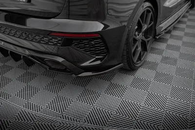 Maxton Design Heck-Seitensplitter V.2 für Audi RS3 Sportback 8Y – Schwarz glänzend