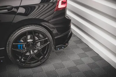Maxton Design Heck-Seitensplitter V.2 mit Flaps für VW Golf 8 R Schrägheck Passt nur mit: VW-GO-8-R-RS1G – Schwarz glänzend
