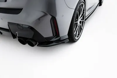 Maxton Design Heck-Seitensplitter V.3 für BMW M135i F70 – Schwarz glänzend