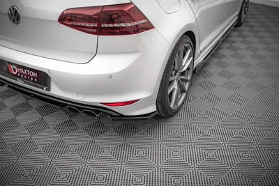 Maxton Design Heck-Seitensplitter V.3 für VW Golf 7 R – Schwarz glänzend