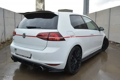 Maxton Design Heck-Seitensplitter für VW Golf 7 GTI – Schwarz glänzend