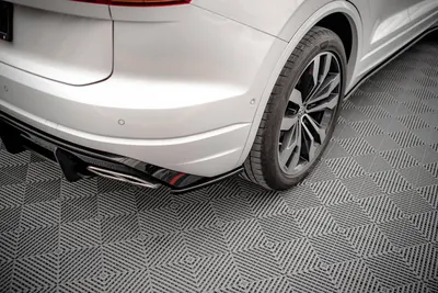 Maxton Design Heck-Seitensplitter für VW Touareg R-line Mk3 – Schwarz glänzend