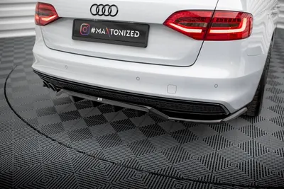 Maxton Design Hecksplitter mit vertikalen Streben für Audi A4 Competition B8 Facelift – Schwarz glänzend