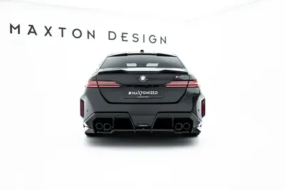 Maxton Design Hecksplitter mit vertikalen Streben für BMW M5 Limousine / Touring G90 – Schwarz glänzend