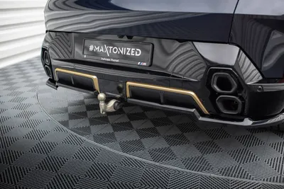 Maxton Design Hecksplitter mit vertikalen Streben für BMW Xm G09 – Schwarz glänzend