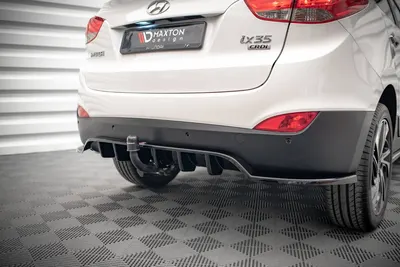 Maxton Design Hecksplitter mit vertikalen Streben für Hyundai ix35 Mk1 – Schwarz glänzend