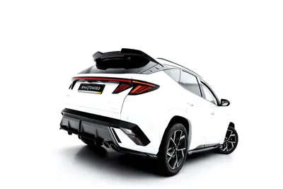 Maxton Design Hecksplitter mit vertikalen Streben für Hyundai Tucson N-Line Mk4 Facelift – Schwarz glänzend