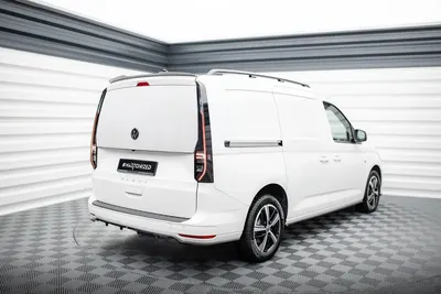 Maxton Design Hecksplitter mit vertikalen Streben für VW Caddy Maxi Mk5 – Schwarz glänzend