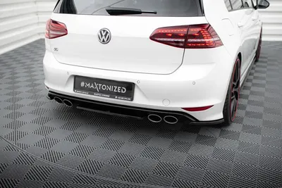 Maxton Design Hecksplitter mit vertikalen Streben für VW Golf 7 R Schrägheck – Schwarz glänzend