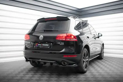 Maxton Design Hecksplitter mit vertikalen Streben für VW Touareg Mk2 – Schwarz glänzend