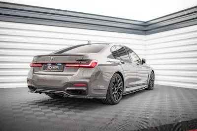 Maxton Design Hecksplitter V.1 mit vertikalen Streben für BMW 7er M-Paket G11 / G12 Facelift – Schwarz glänzend