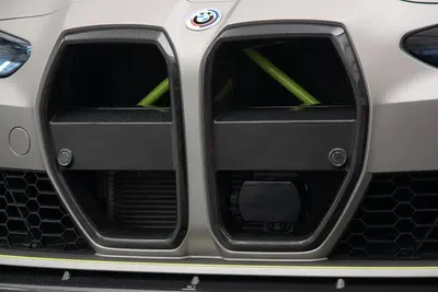 Maxton Design Kühlergrill für BMW M4 G82 / M3 G80 – Sichtcarbon (Prepreg) / mit ACC-Sensor-Aussparung