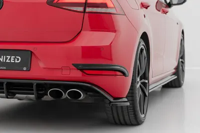 Maxton Design Rückleuchten-Rahmen für VW Golf 7 R / R-Line Facelift – Schwarz glänzend
