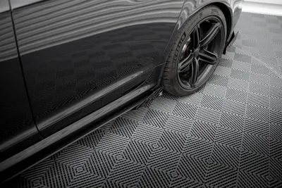 Maxton Design Seitenflaps für Audi RS6 Avant C6 – Schwarz matt