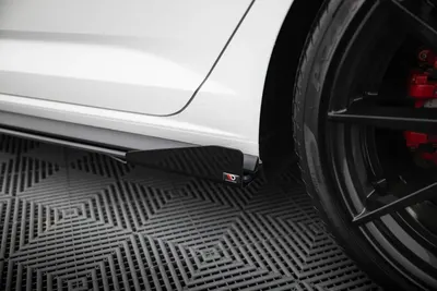 Maxton Design Seitenflaps für VW Jetta GLI Mk7 – Schwarz matt