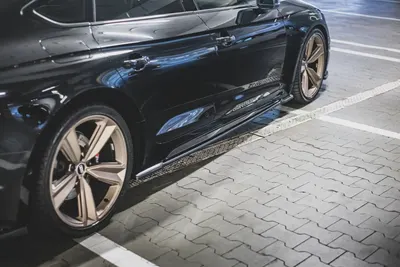Maxton Design Seitenschweller-Ansätze für Audi RS5 Sportback F5 Facelift – Schwarz glänzend