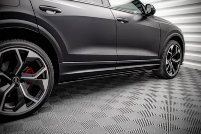 Maxton Design Seitenschweller-Ansätze für Audi RSQ8 Mk1 – Schwarz glänzend