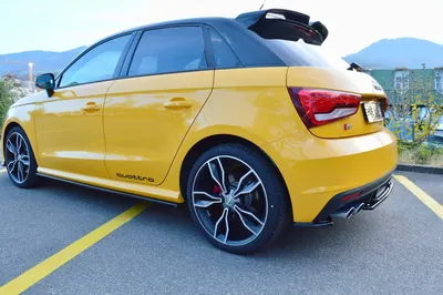 Maxton Design Seitenschweller-Ansätze für Audi S1 8X – Schwarz glänzend