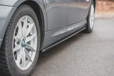 Maxton Design Seitenschweller-Ansätze für BMW 3er E90/E91 Facelift – Schwarz glänzend