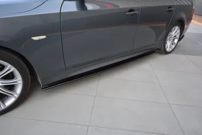 Maxton Design Seitenschweller-Ansätze für BMW 5er E60/61 M-Paket – Schwarz glänzend