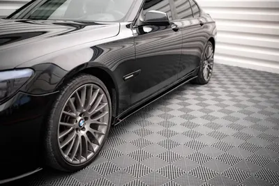 Maxton Design Seitenschweller-Ansätze für BMW 7er M-Paket F01 – Schwarz glänzend