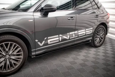 Maxton Design Seitenschweller-Ansätze V.1 für Audi Q3 S line / RSQ3 F3 – Schwarz glänzend