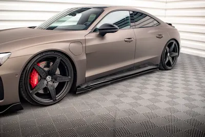 Maxton Design Seitenschweller-Ansätze V.2 für Audi e-Tron GT / RS GT Mk1 – Schwarz glänzend