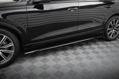 Maxton Design Seitenschweller-Ansätze V.2 für Audi Q8 / Q8 S line / SQ8 Mk1 / Mk1 Facelift – Schwarz glänzend