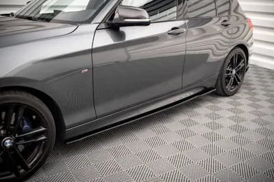 Maxton Design Seitenschweller-Ansätze V.2 für BMW 1er M135i / M140i / M-Paket F20 – Schwarz glänzend