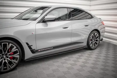 Maxton Design Seitenschweller-Ansätze V.2 für BMW 4er Gran Coupé M-Paket / M440i G26 – Schwarz glänzend