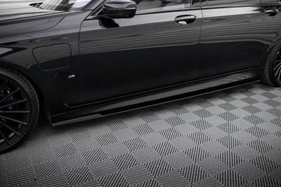 Maxton Design Seitenschweller-Ansätze V.2 für BMW 7er Long M-Paket G12 – Schwarz glänzend