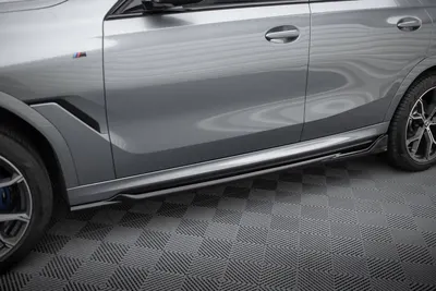 Maxton Design Seitenschweller-Ansätze V.2 für BMW X6 M-Paket G06 Facelift – Schwarz glänzend