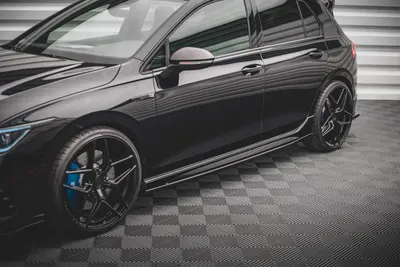 Maxton Design Seitenschweller-Ansätze V.2 für VW Golf 8 R Schrägheck – Schwarz glänzend