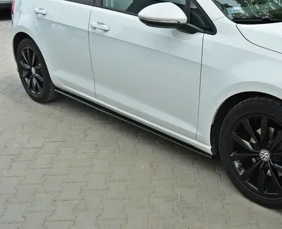 Maxton Design Seitenschweller-Ansätze für VW Golf 7 Standard – Schwarz glänzend
