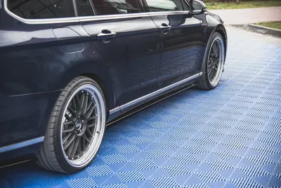 Maxton Design Seitenschweller-Ansätze für VW Passat B8 – Schwarz glänzend