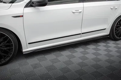 Maxton Design Seitenschweller-Ansätze für VW Passat GT B8 Facelift USA – Schwarz glänzend