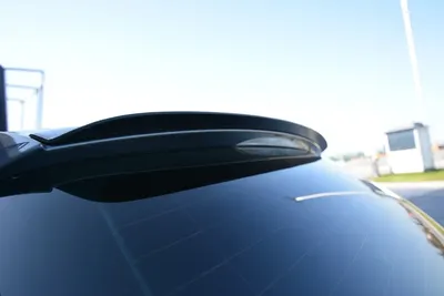 Maxton Design Spoilerlippe für BMW 5er E61 M-Paket – Schwarz glänzend
