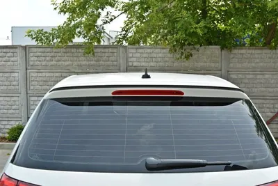 Maxton Design Spoilerlippe für VW Golf 7 Standard – Schwarz glänzend
