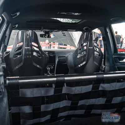 Clubsport Set passend für VW Scirocco 3 – Gurtnetz & Carbon-Strebe