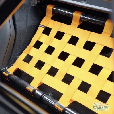 Clubsport Set passend für BMW M3 G81 – Gurtnetz & Carbon-Strebe