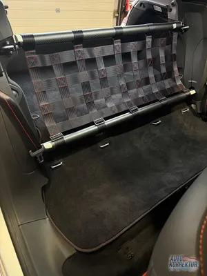 Clubsport Set passend für Renault Megane 4 RS – Gurtnetz & Carbon-Strebe