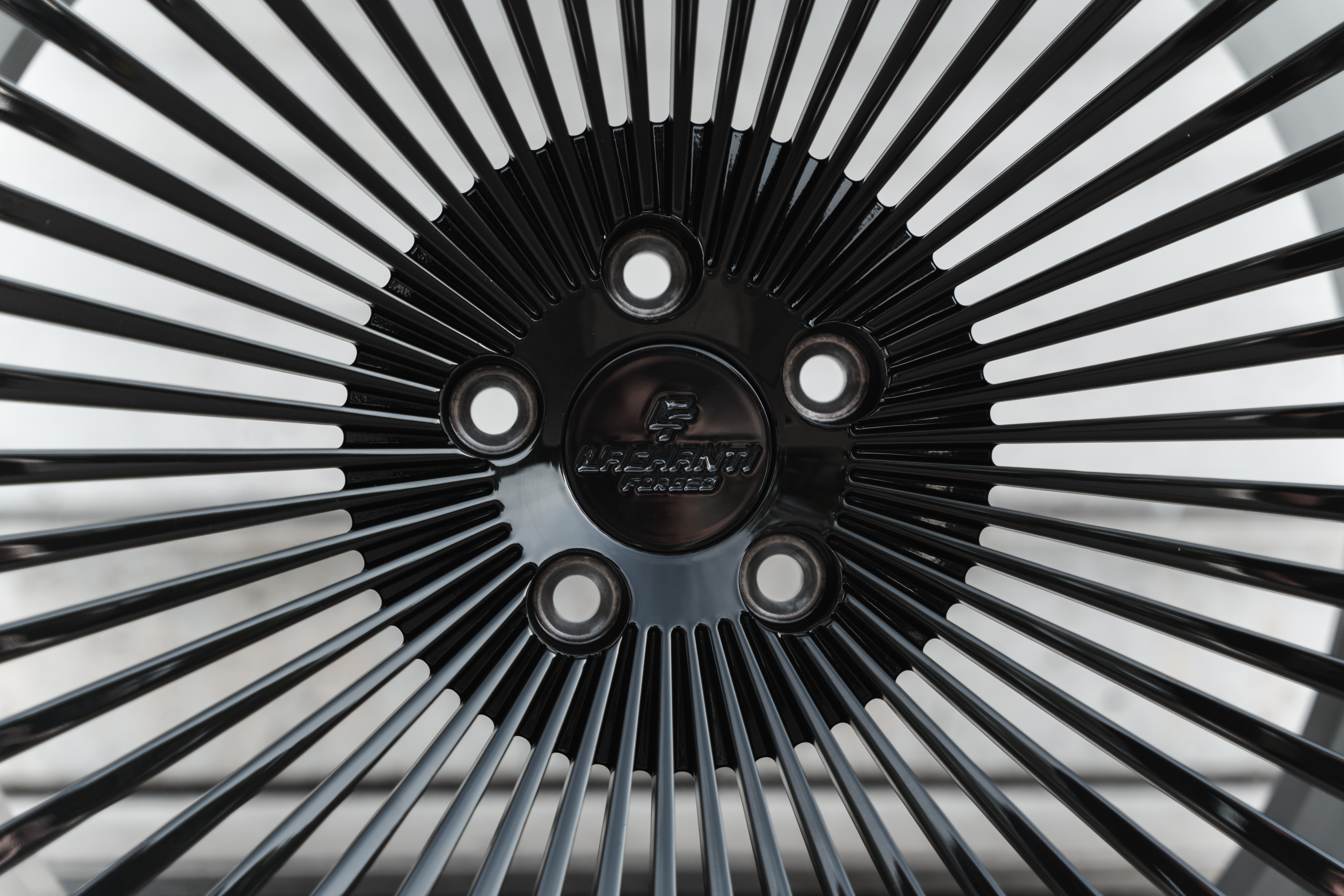 La Chanti LC-F37 Felgen 20 Zoll 9,5x20 ET20 / 11x20 ET42 5x112 Glossy Black – Felgensatz für BMW & Mercedes